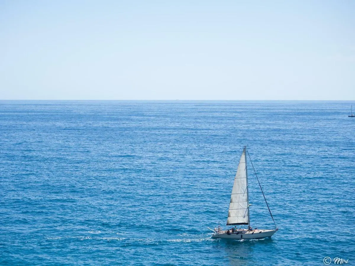 Refilea Sea View Tower Villa Βερνάτσα