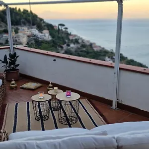 Silvia Apartment Amalfi