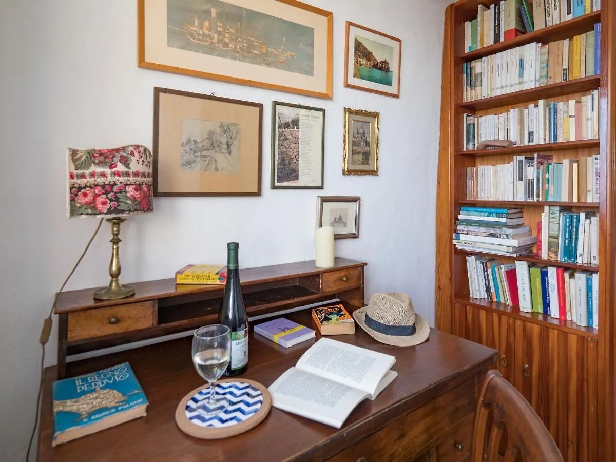Refilea Sea View Tower Villa Vernazza 0*,  Italy