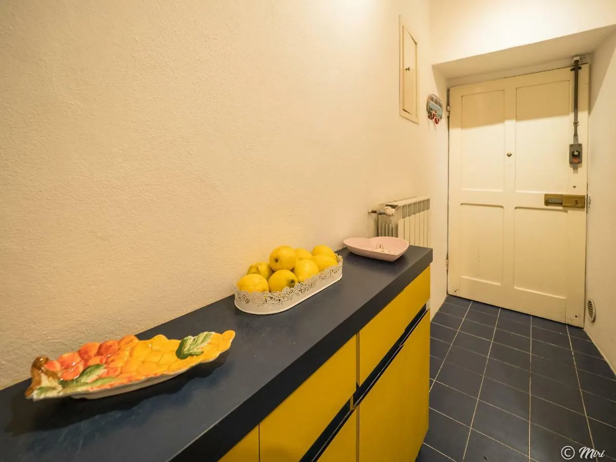 Refilea Sea View Tower Villa Vernazza 0*,